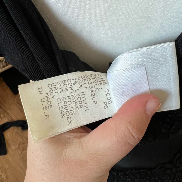 Tadashi shoji gorgeous sheer inset vintage full length gown embellished good con - Picture 5 of 5